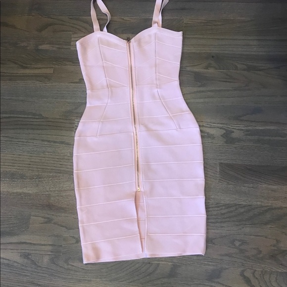 zulezs Dresses & Skirts - Bandage dress😎